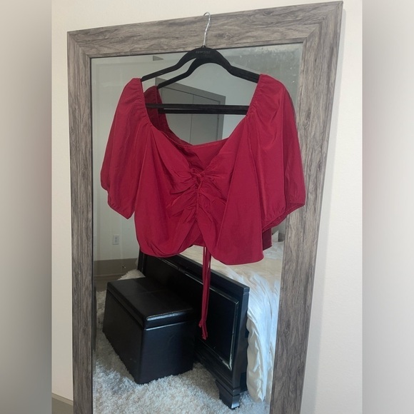 Shein cropped burgundy puffer sleeve blouse with tie back - Picture 2 of 3
